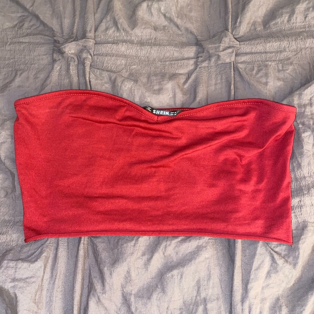 Burgundy tube top(cropped)